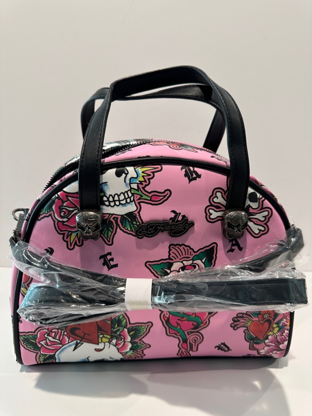 NWT Ed Hardy Ladies Lunch Tote with Thermal lining and detachable Strap.